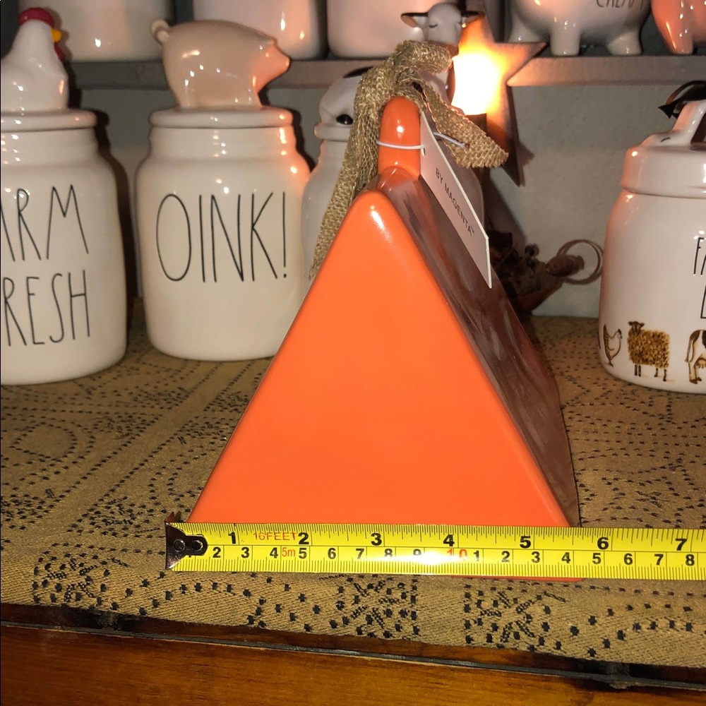 Rae Dunn HAPPY CAMPER Tent Shaped Birdhouse Orange - Picture 9 of 10